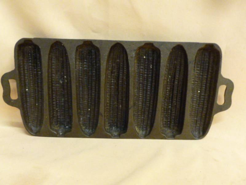 lot 224 image: Cast Iron Pan