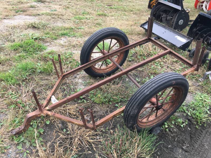 lot 25 image: Homemade Trailer