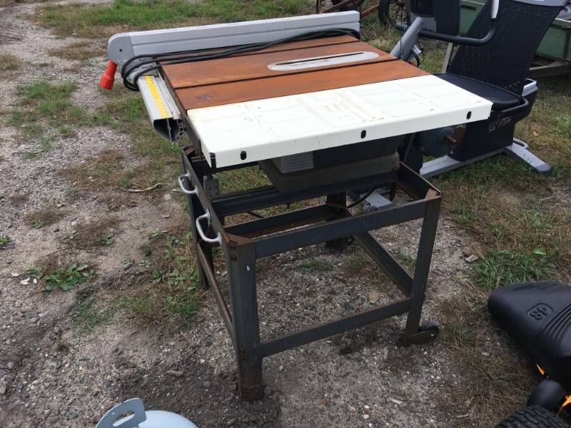 lot 37 image: General Brand Cutting Table