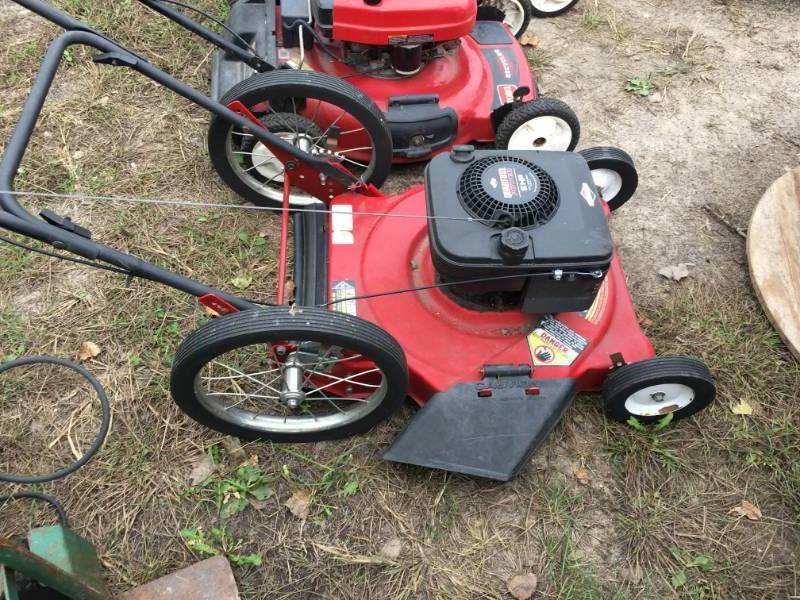 lot 54 image: Murray 22inch Push Mower