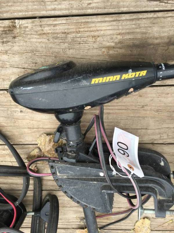 lot 90 image: Minn Kota Trolling Motor