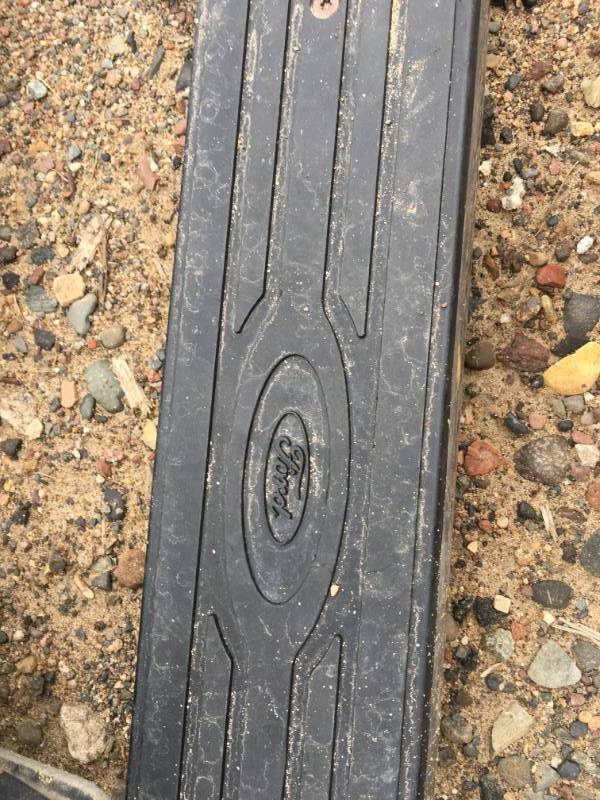 lot 163 image: Ford Side Steps