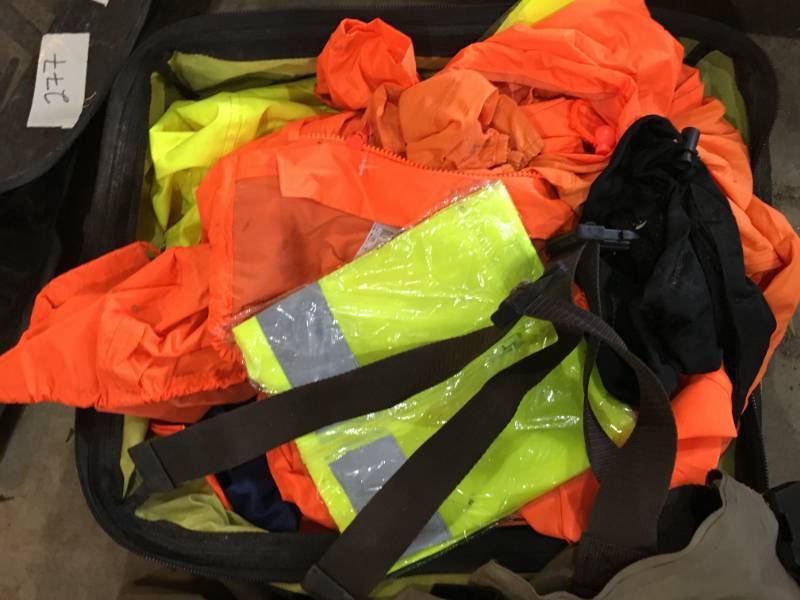 lot 283 image: Lot of Waiters & Reflective Clothing