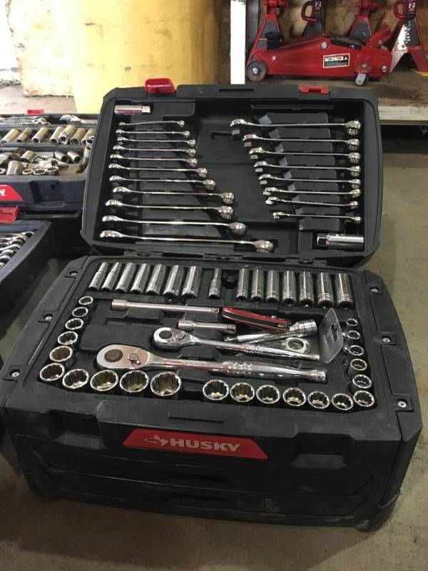 lot 316 image: Husky Tool Boxes wTools