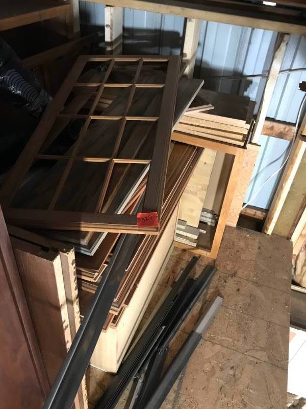 lot 323 image: Lot of Oak Cabinets and Doors