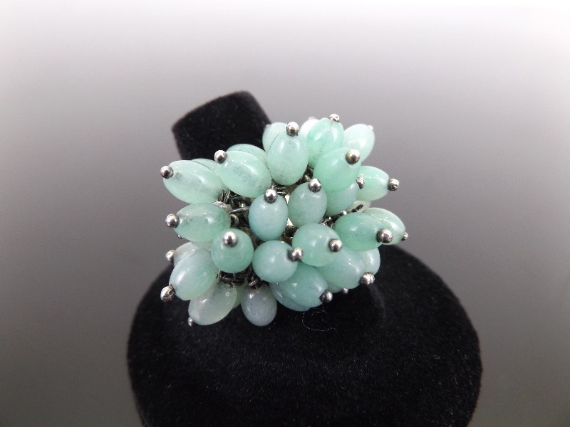 lot 32 image: .925 Sterling Silver Jade Grape Cluster Cocktail Ring Size 7.5