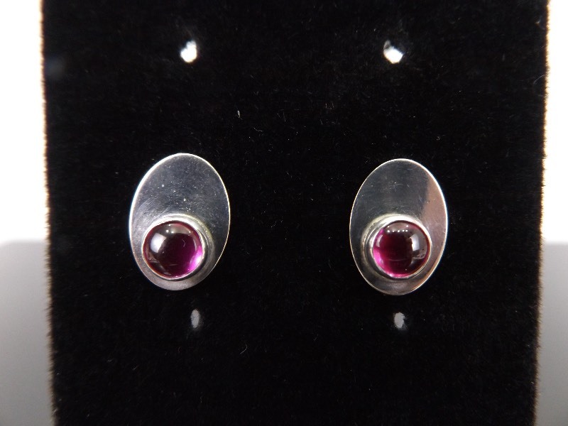 lot 76 image: .925 Sterling Silver Pink Sapphire Crystal Cabochon Post Earrings