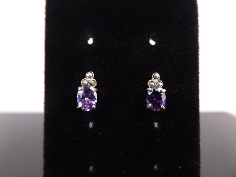 lot 84 image: .925 Sterling Silver Art Nouveau Oval Cut Amethyst Post Earrings