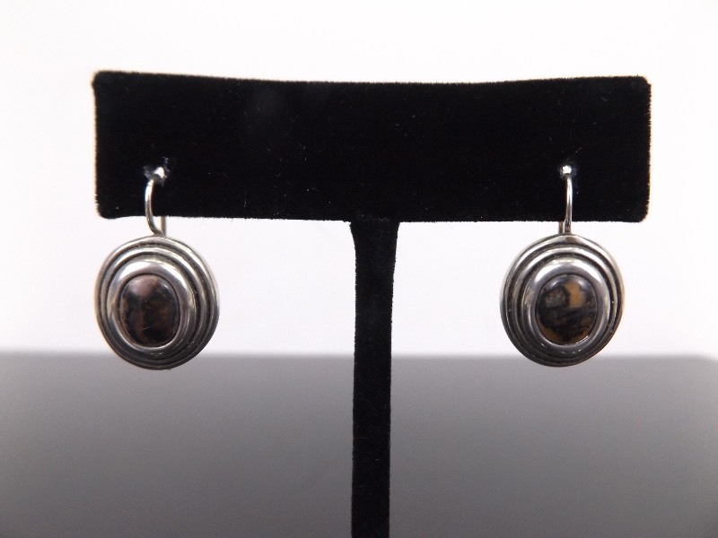 lot 87 image: .925 Sterling Silver Jasper Cabochon Hook Clasp Earrings