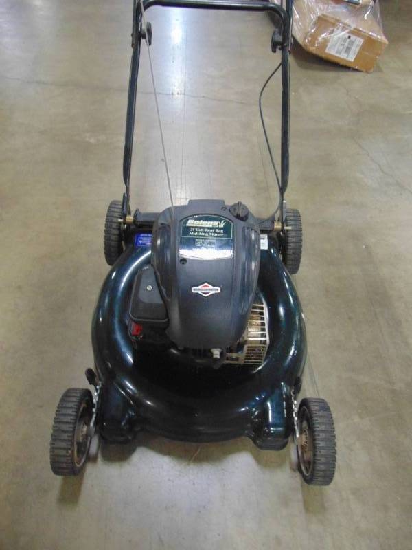 lot 78 image: Bolens 5.5-Torque 21 2-in-1 Push Mower 11A-414A065