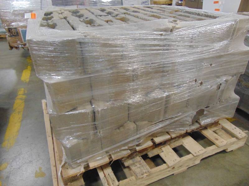 lot 385 image: Pavestone RockWall Large 6 in. x 17.5 in. x 7 in. Pecan Concrete Retaining Wall Block (48 Pcs.  34.9 Face ft.  Pallet) 79824