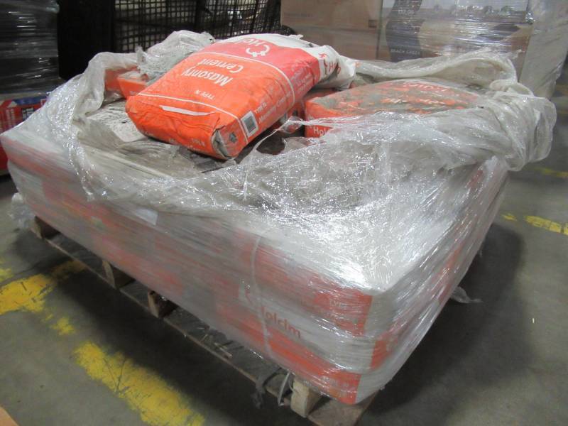 lot 136 image: Approximately 20 Bags of 70.5 lbs Holcim Masonary Type N Cement.