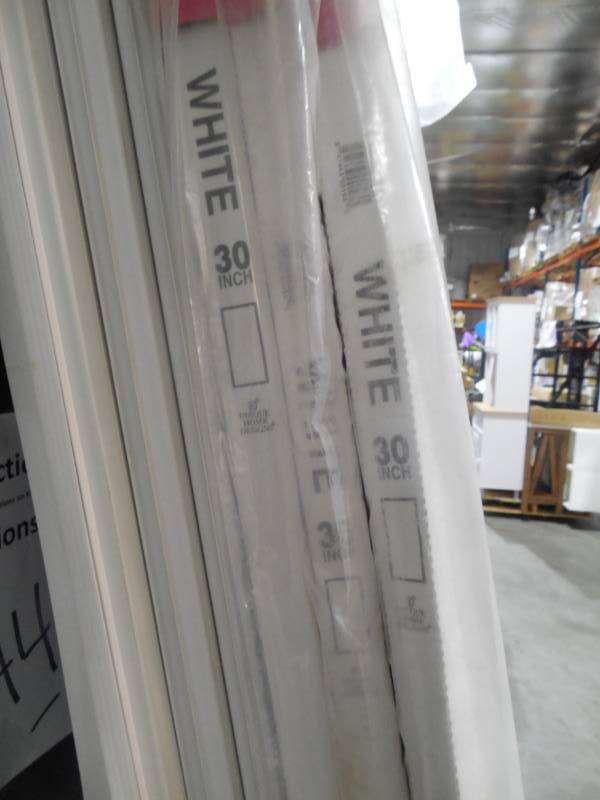 lot 67 image: (6) 30 x 60 replacement screens for patio doors
