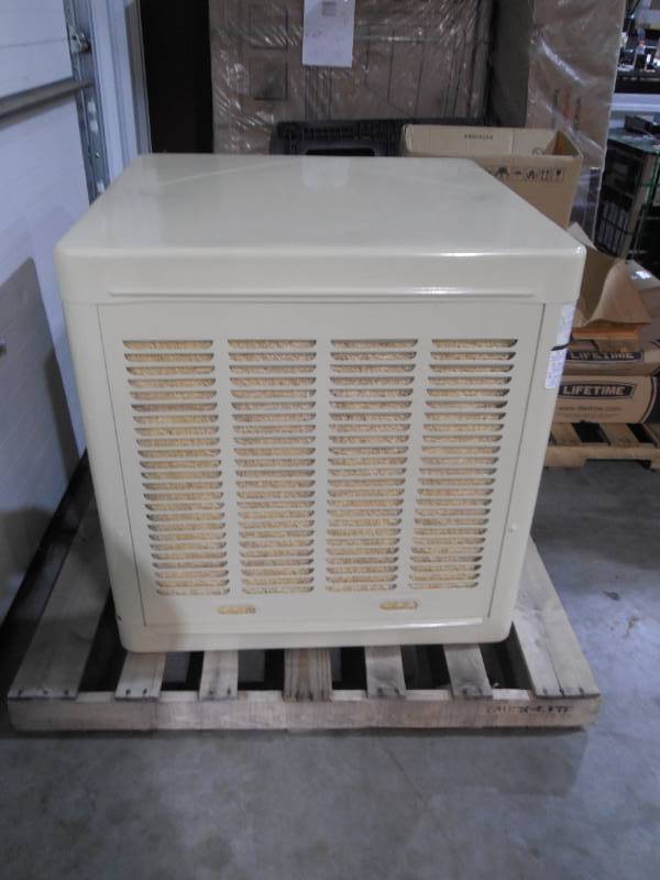 lot 137 image: Hessaire 4,800 CFM Down-Draft Aspen RoofSide Evap Cooler (Swamp Cooler) for 18 in. Ducts 1,800 sq. ft. (Motor Not Included)