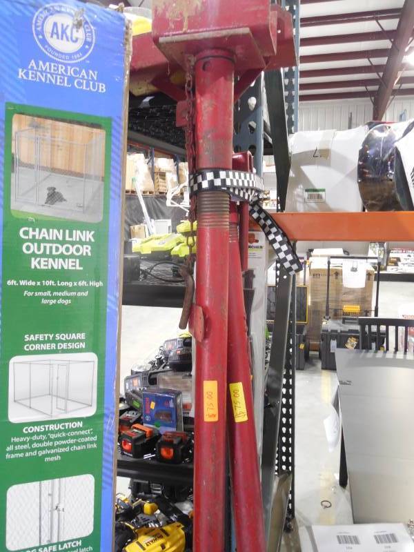 lot 157 image: (2) Floor Joist  Foundation House support Jacks.