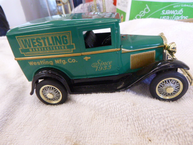 lot 25 image: Liberty Classics Ford Model A Die-Cast Metal Car Bank