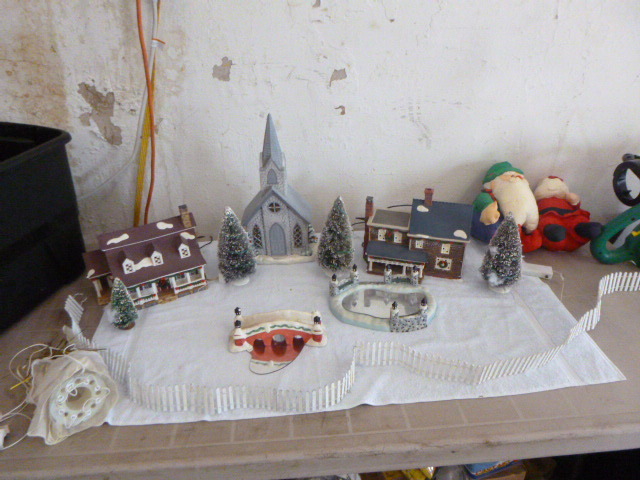 lot 28 image: Christmas Village