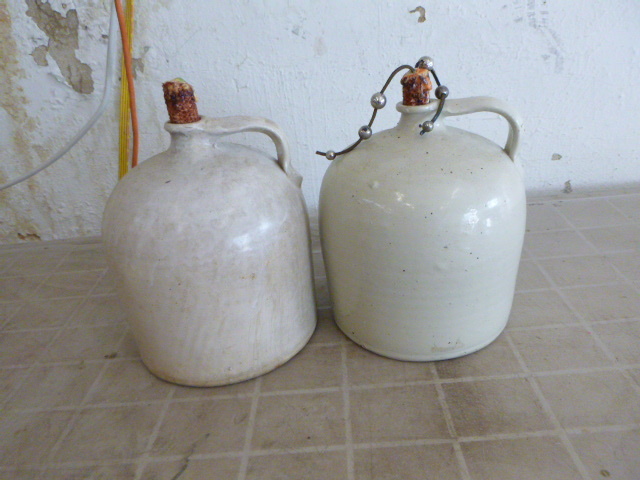lot 65 image: 2 Stoneware Jugs