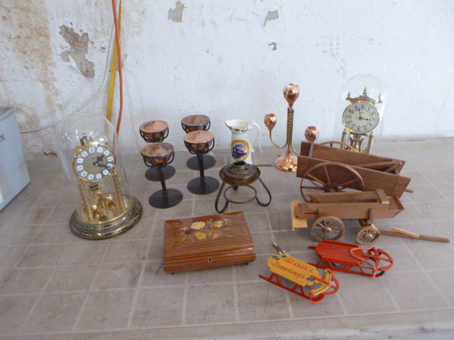 lot 72 image: Home Dcor