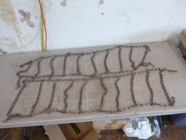 lot 136 image: Pair of 12 Tire Chains