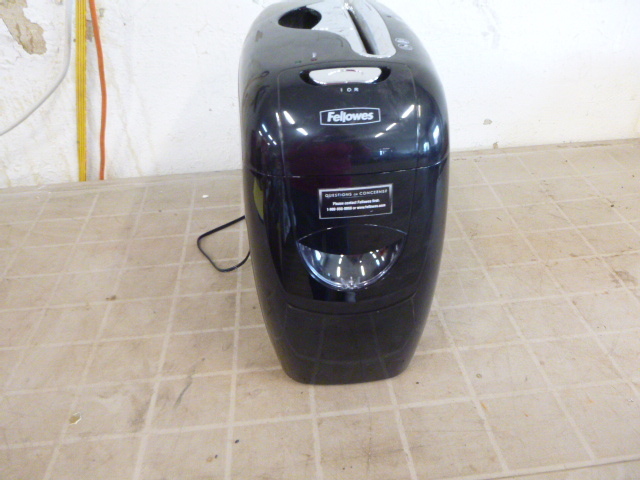 lot 145 image: Fellowes Powershred Cross-Cut Shredder