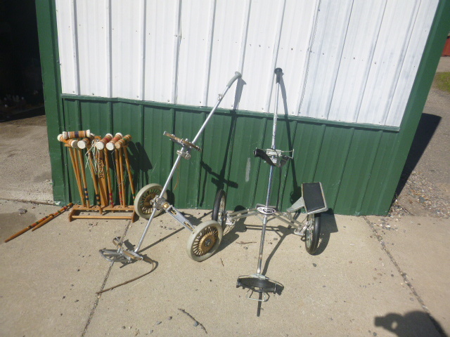 lot 44 image: Pull Golf Carts and Croquet Set