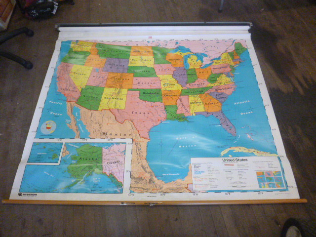 lot 46 image: Nystrom Roll-Up United States Map