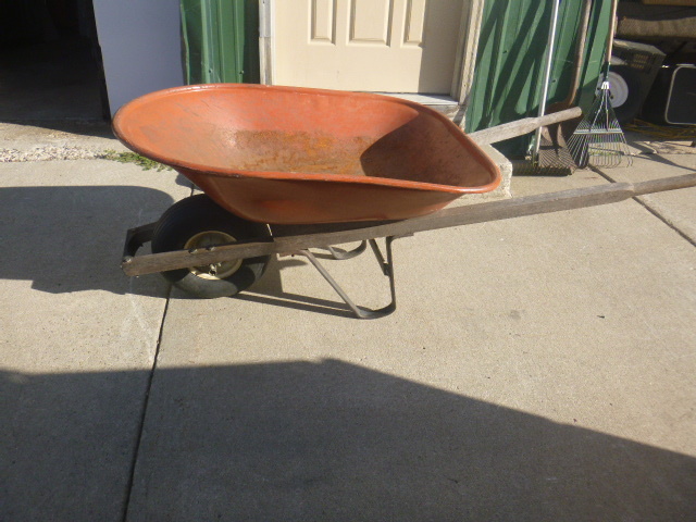 lot 48 image: Wheel Barrow