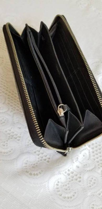 lot 40 image: Coach Black Wristlet Wallet Purse