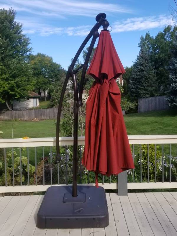 lot 42 image: Outdoor Patio Umbrella
