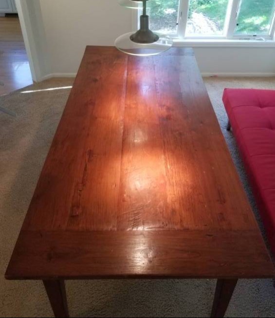 lot 9 image: Pine Harvest Table