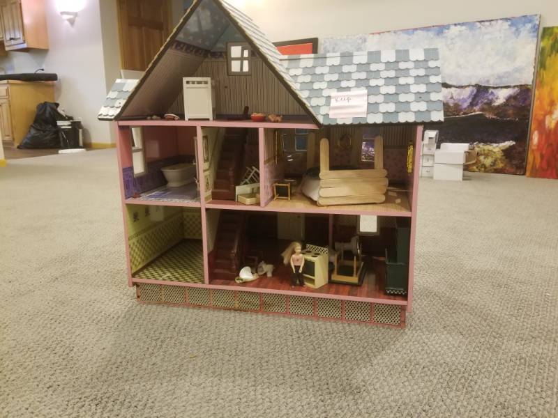 Doll House with Accessories