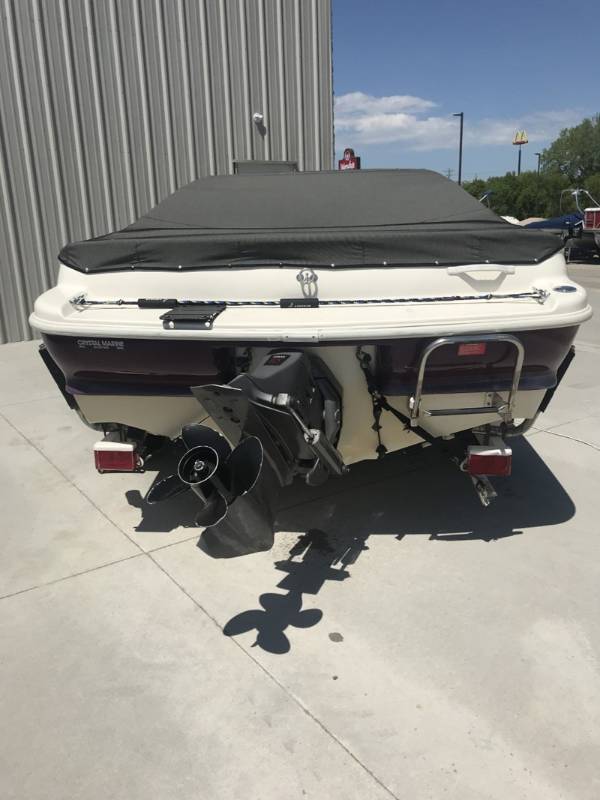 lot 1406 image: 1997 Glastron GS185