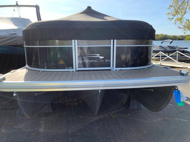 lot 1440 image: 2018 Bennington 23 GSB Pontoon 