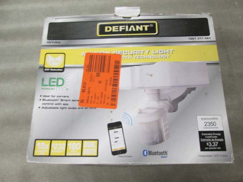 lot 48 image: Defiant 270 Degree White LED Blueto...