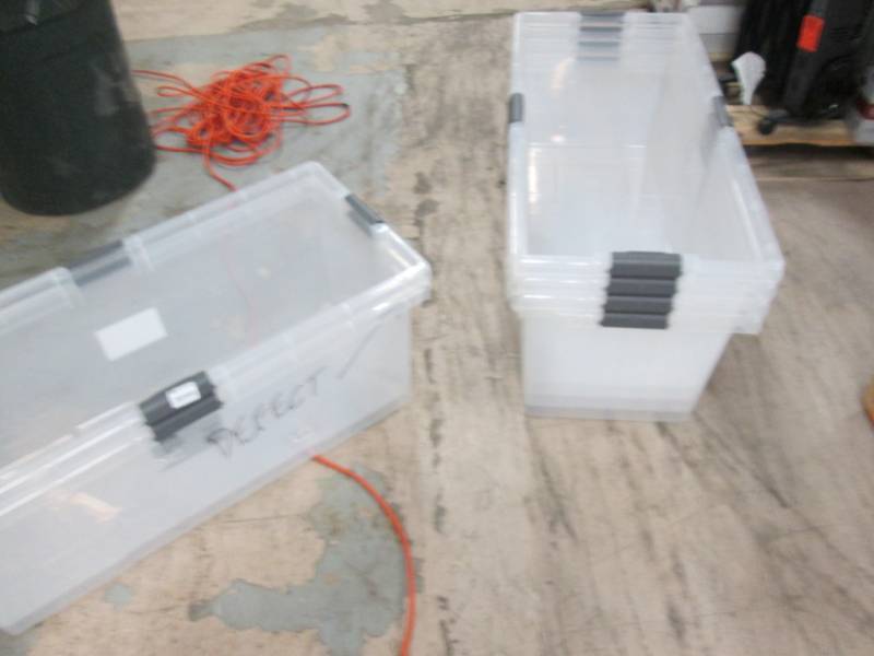 lot 118 image: 6 XL Storage Bins- cracked corners...