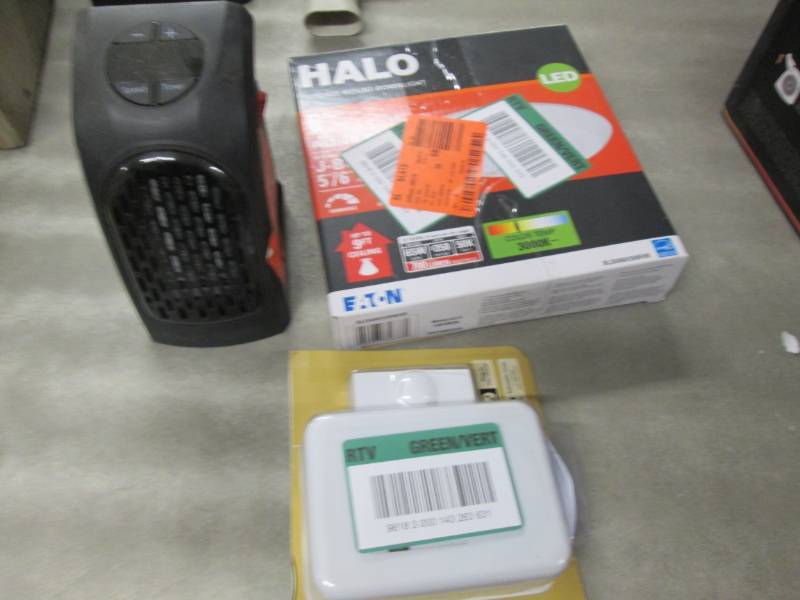 lot 206 image: Handy Heater- tested, Door Bell. Ha...