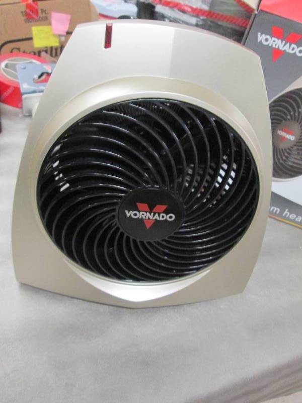 lot 207 image: Vornado Whole Room Heater open box,...