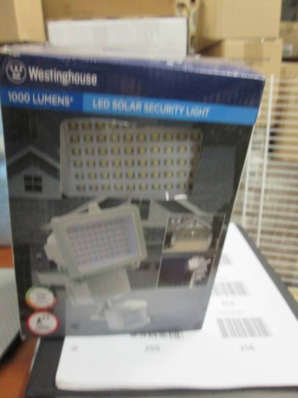 lot 250 image: Westinghouse 1000 Lumens LED Solar ...