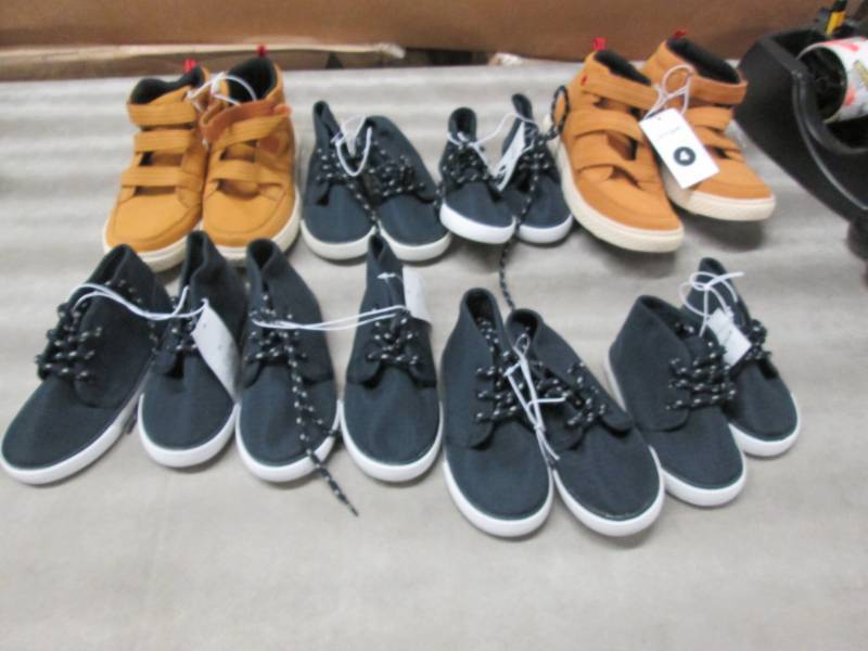 lot 317 image: 8 Pairs Assorted Sized Kids Shoes...