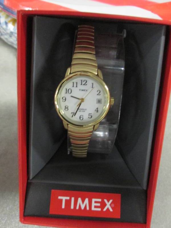 lot 336 image: Timex Gold Tone Ladies Watch Retail...