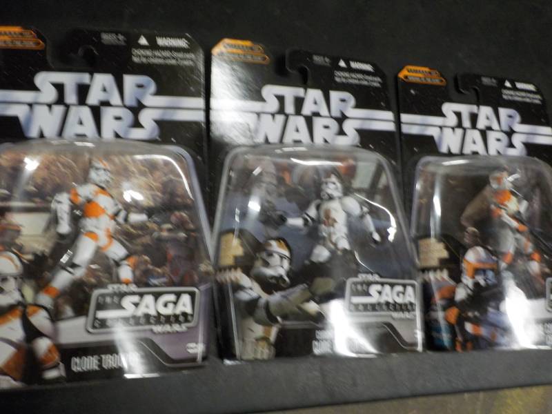 lot 10 image: Star Wars new in package set of 3...