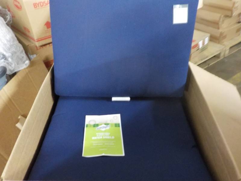 lot 39 image: Threshold Navy Deep Seating Seat an...
