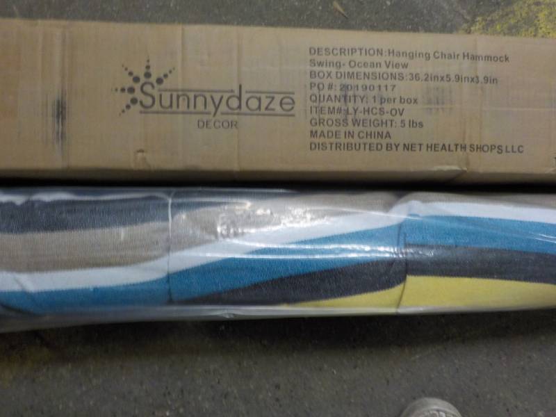 lot 54 image: Sunny Daze Hanging Chair Hammock Sw...