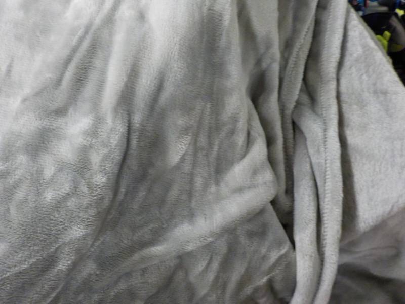 lot 67 image: Tan Micro plush Blanket- queen size...