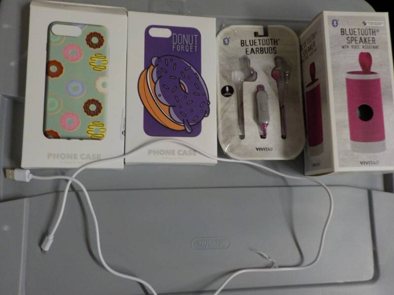 lot 75 image: Blue Tooth Speakers, Ear Buds, Phon...