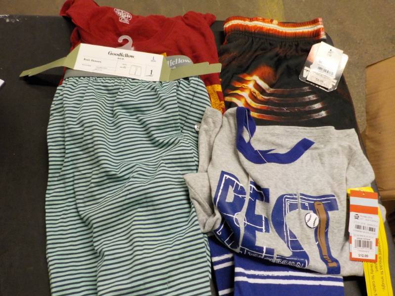 lot 83 image: Cat & Jack size 4, 5, 6, shoes, mis...