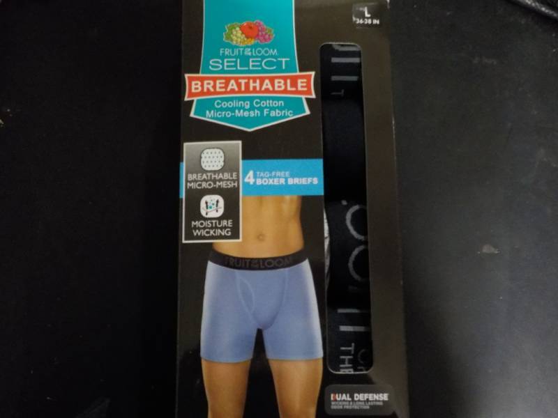 lot 97 image: Fruit of Loom Select Breathable Bri...