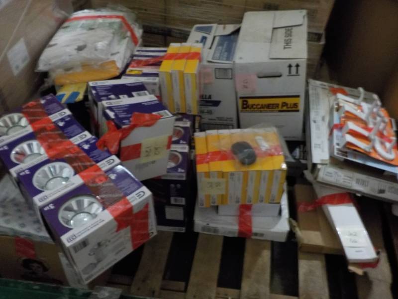 lot 119 image: Corner of unclaimed items see all ...