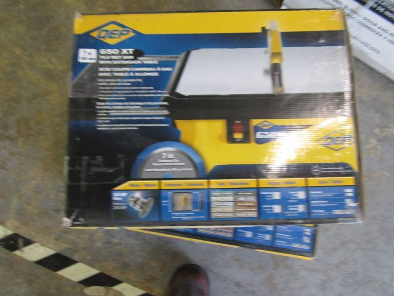 lot 304 image: QEP- Tile Wet Saw With Extention Ta...